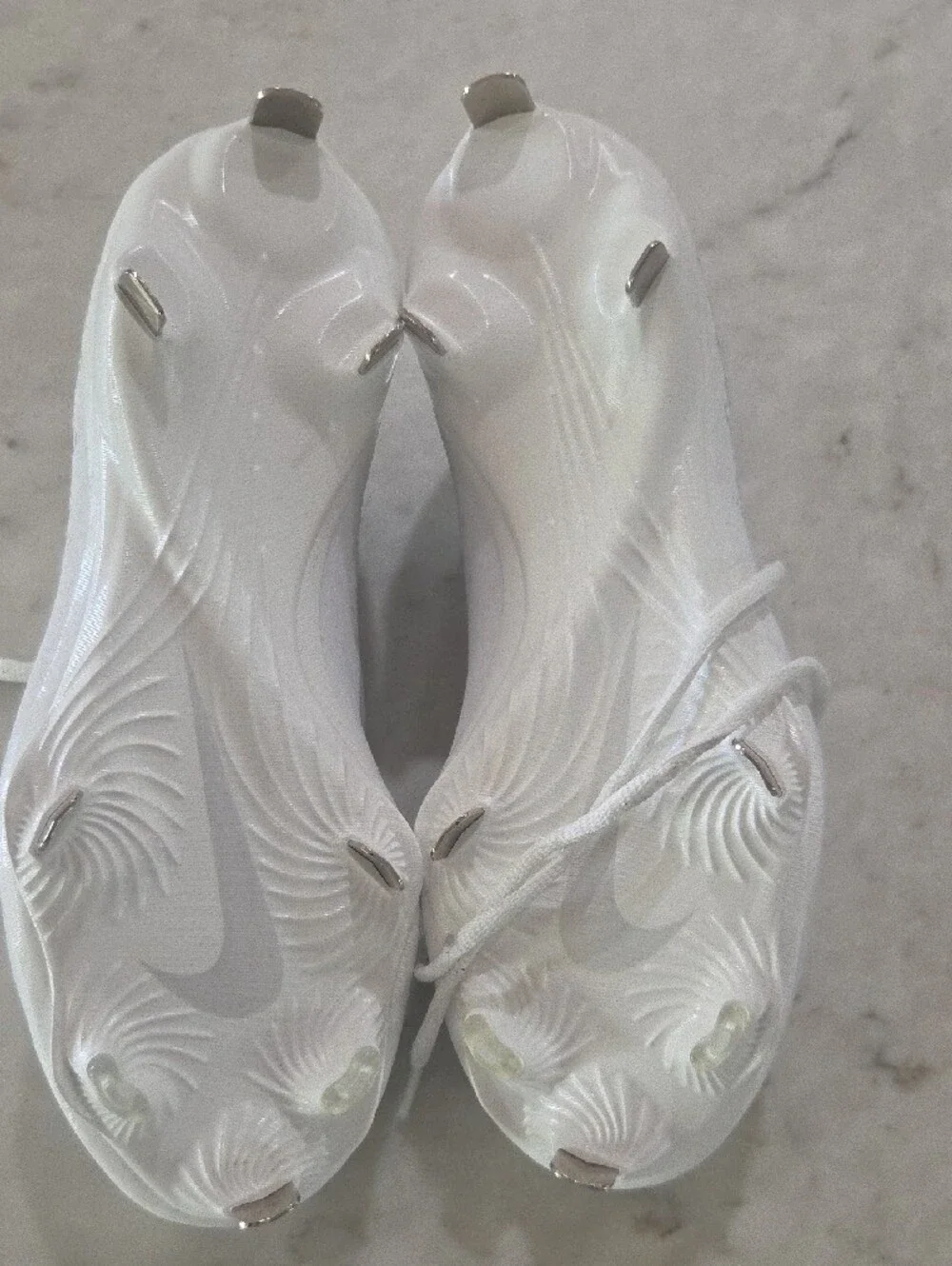 Nike White Vapor Athletic Sneakers - Lightweight Lace-Up